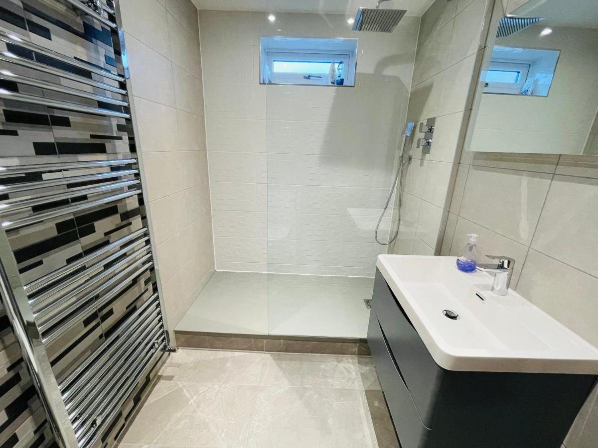 New Modern Studio Apartment, Parking, Netflix كينيلورث المظهر الخارجي الصورة
