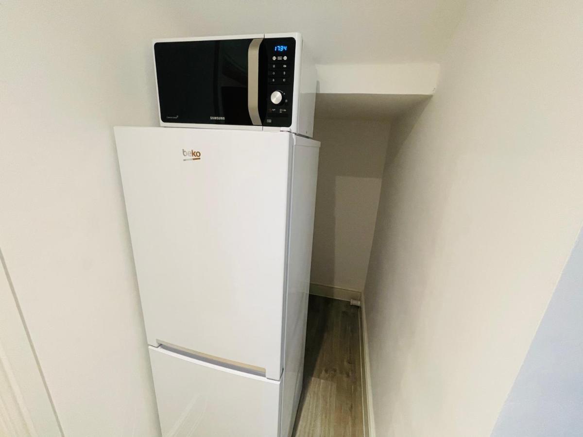 New Modern Studio Apartment, Parking, Netflix كينيلورث المظهر الخارجي الصورة